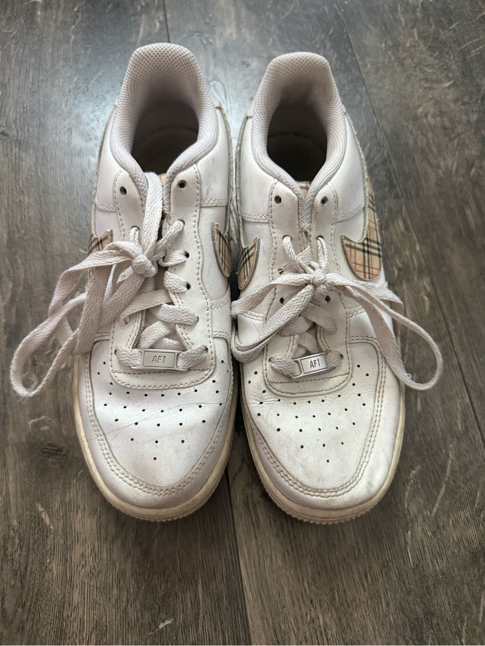 Custom Air Force 1s